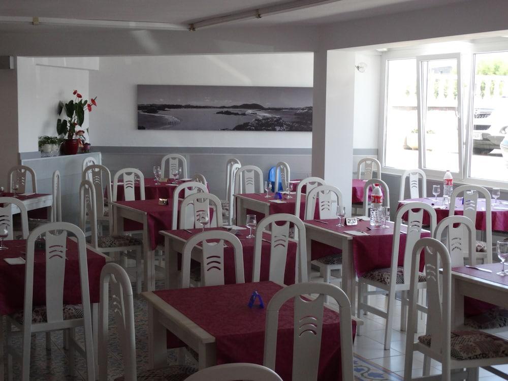 Hotel Los Juncos Ноха Екстериор снимка
