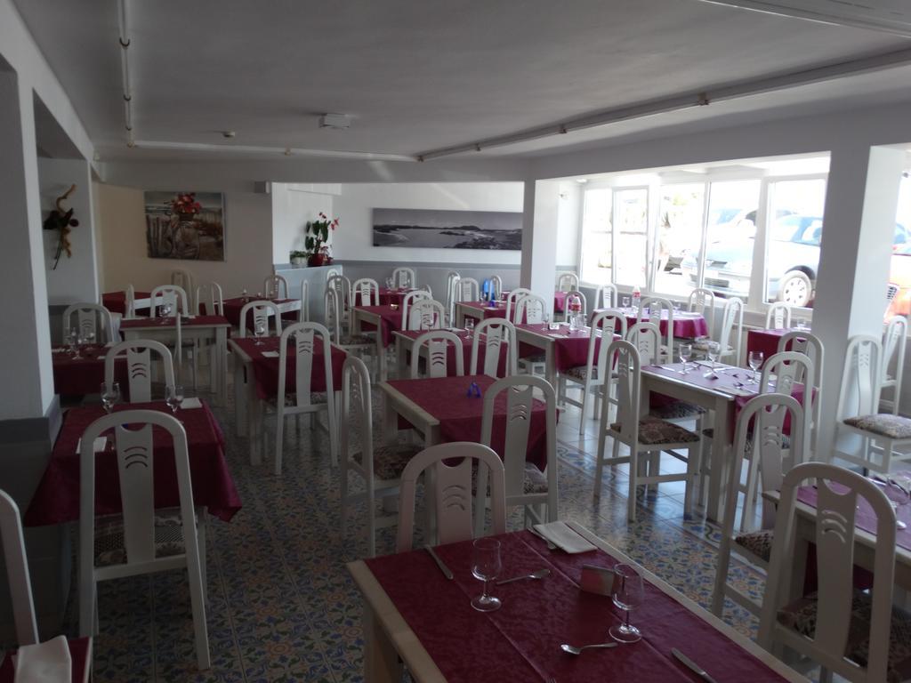 Hotel Los Juncos Ноха Екстериор снимка