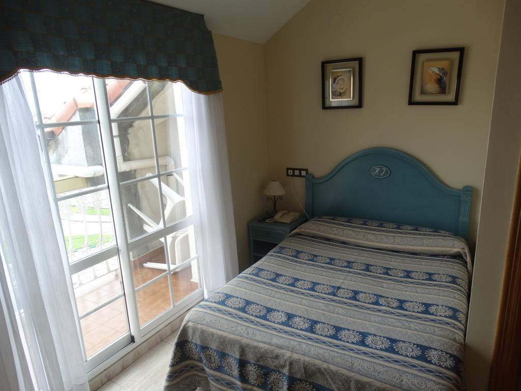 Hotel Los Juncos Ноха Екстериор снимка