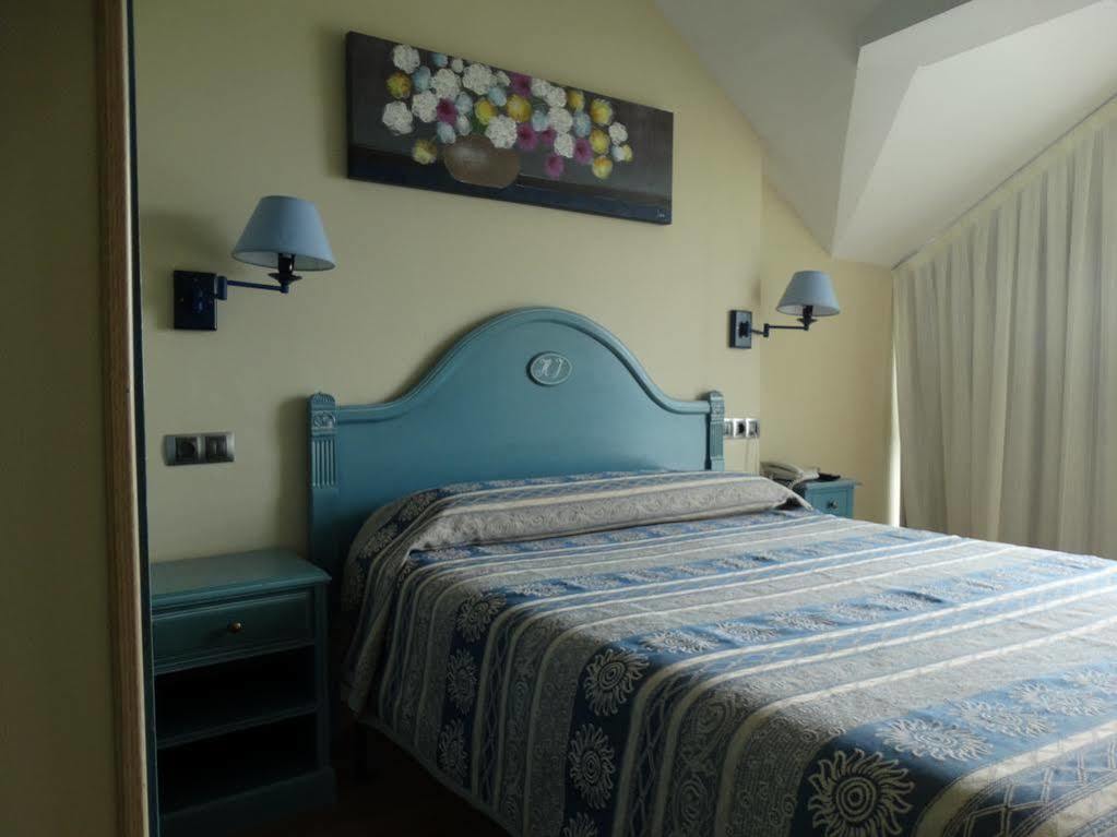 Hotel Los Juncos Ноха Екстериор снимка